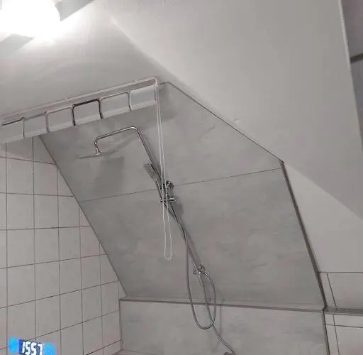 Rooftop Apartmens - Komfortable Neue Gemeinschaftsunterkunft Im Herzen Von - Raum 3 *